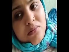 Free youtube video category indian (122 sec). Video Call From Indian Aunty to Illegal Boyfriend 1.