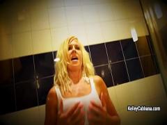 XXX video category blonde (308 sec). Busty model Kelley Cabbana rubs her cunt  in the bath.